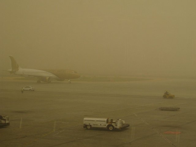 sandstorm_incoming
