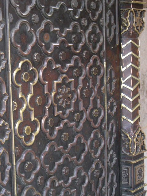 Taj_doorway